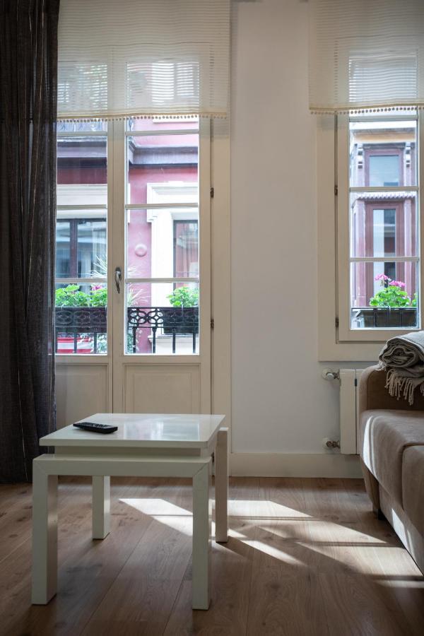Acogedor Apartamento En El Centro Del Casco Viejo Daire Bilbao Dış mekan fotoğraf