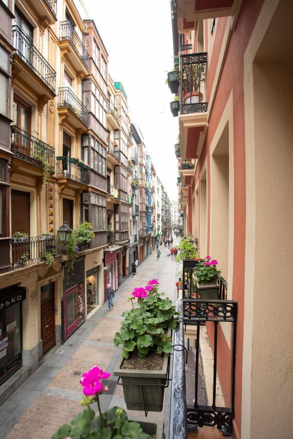 Acogedor Apartamento En El Centro Del Casco Viejo Daire Bilbao Dış mekan fotoğraf